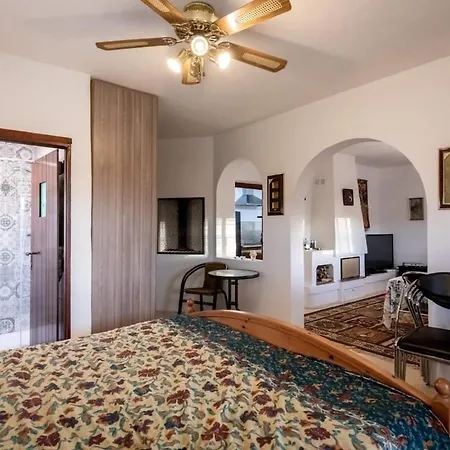 Rural Very Quiet Area Gozo Kerċem